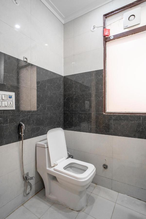 The Lodgers 2 Bhk Serviced Apartment Infront Of Artemis Hospital Gurgaon Buitenkant foto