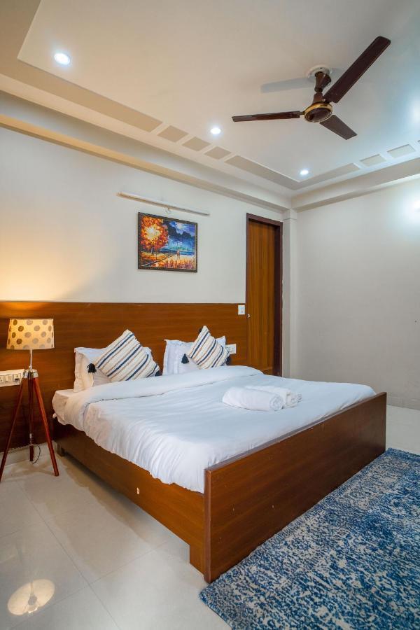 The Lodgers 2 Bhk Serviced Apartment Infront Of Artemis Hospital Gurgaon Buitenkant foto