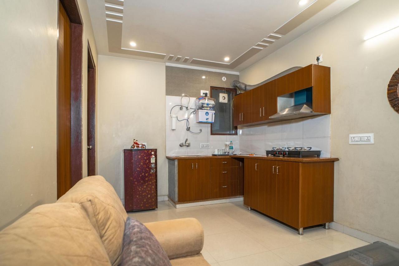 The Lodgers 2 Bhk Serviced Apartment Infront Of Artemis Hospital Gurgaon Buitenkant foto