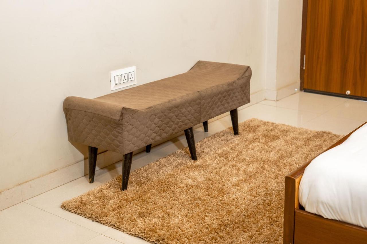 The Lodgers 2 Bhk Serviced Apartment Infront Of Artemis Hospital Gurgaon Buitenkant foto