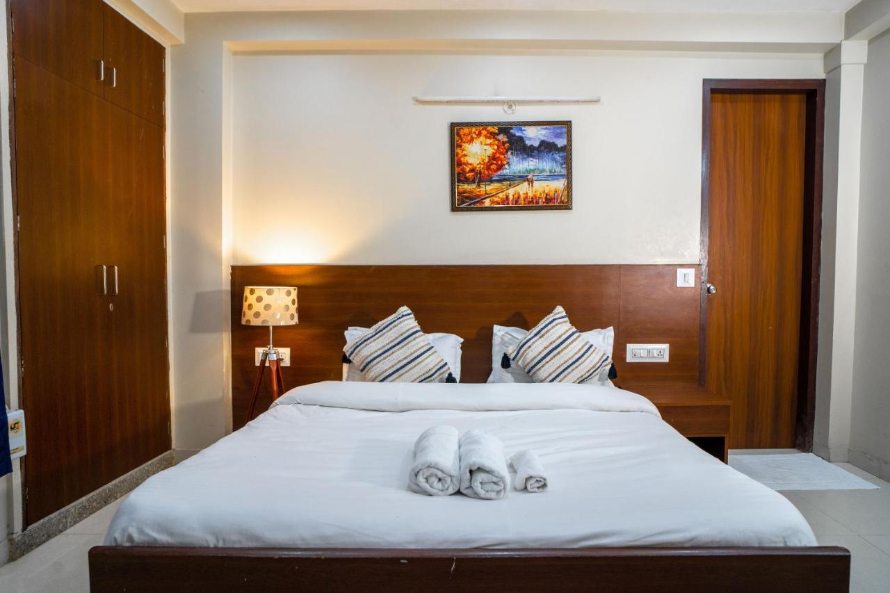 The Lodgers 2 Bhk Serviced Apartment Infront Of Artemis Hospital Gurgaon Buitenkant foto