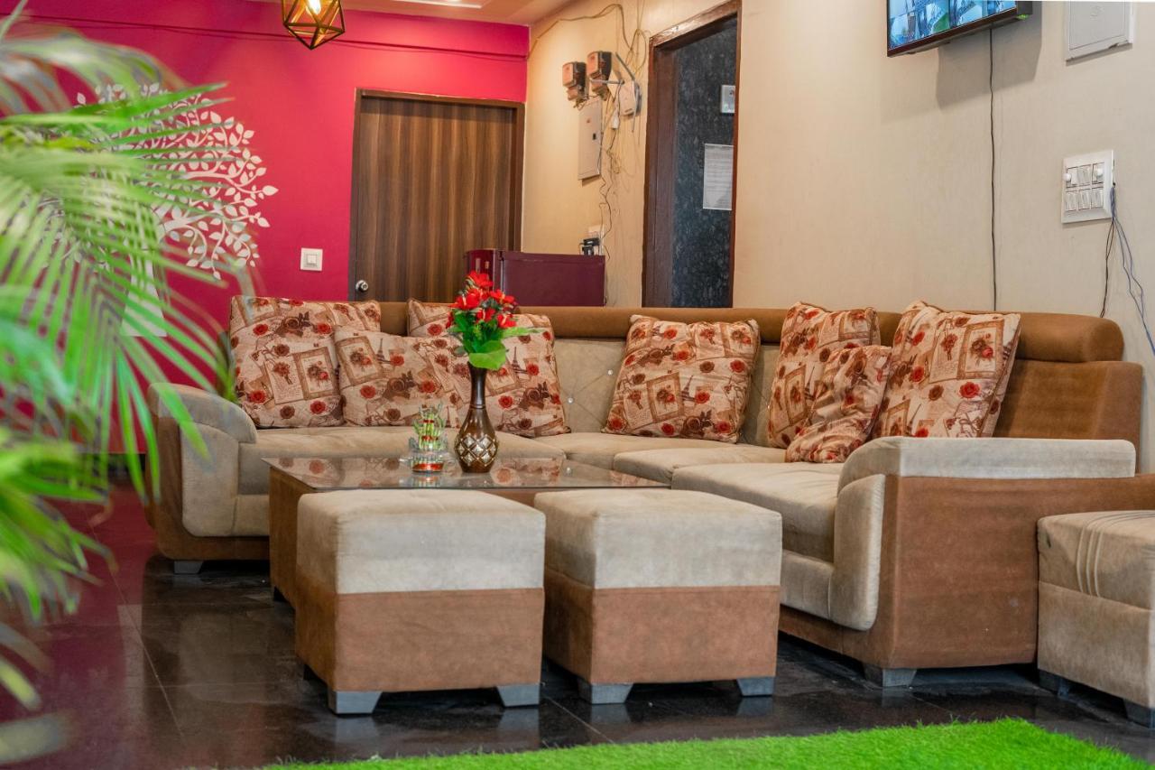 The Lodgers 2 Bhk Serviced Apartment Infront Of Artemis Hospital Gurgaon Buitenkant foto